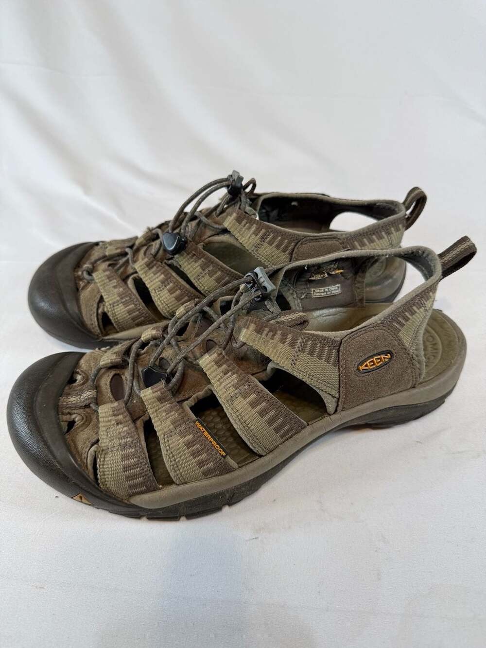 Keen Newport H2 Size 10.0 Brown Leather Hiking Sandals Americana Adventure Outdo